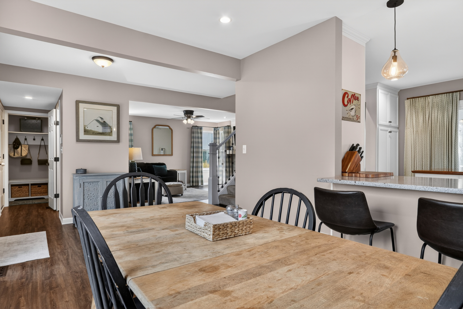 231 Lenox Court, Grayslake, IL 60030