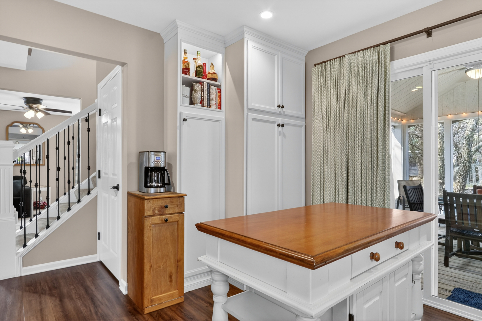 231 Lenox Court, Grayslake, IL 60030