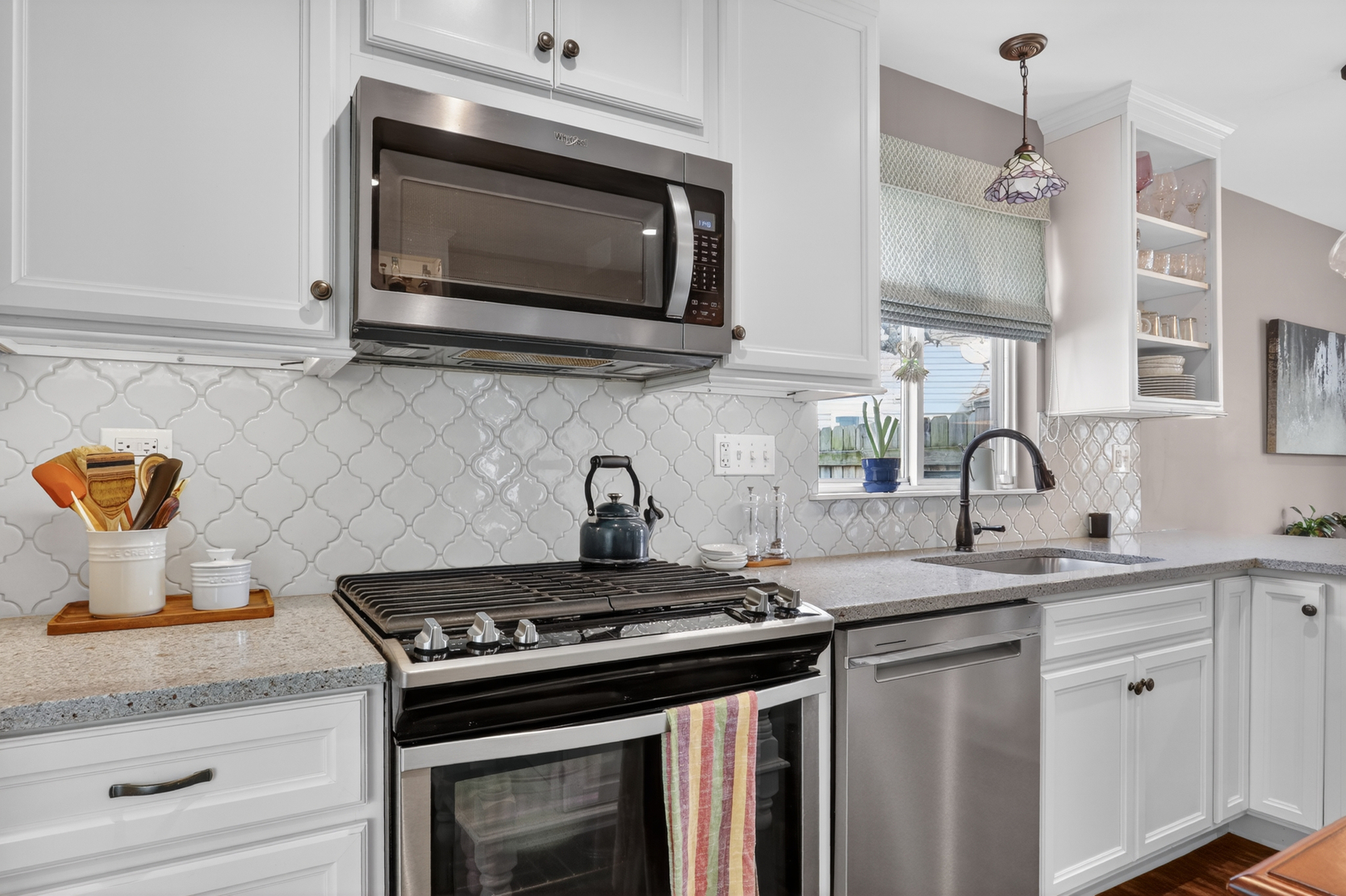 231 Lenox Court, Grayslake, IL 60030