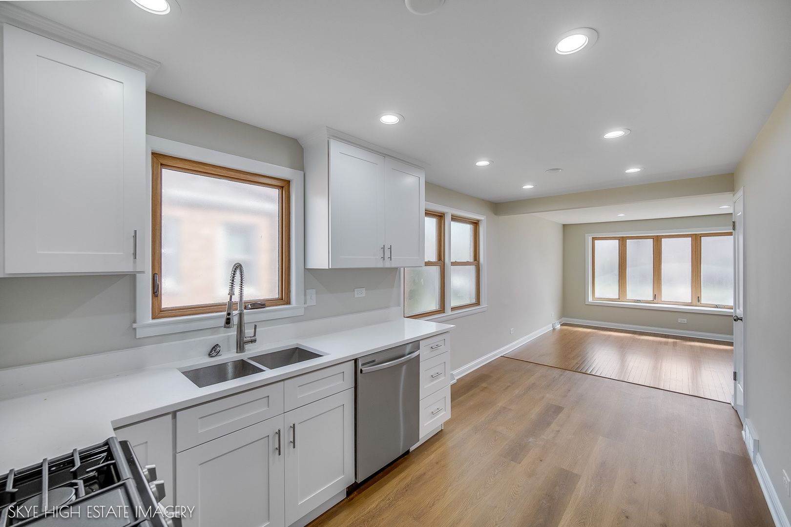 11232 S Albany Avenue, Chicago, IL 60655