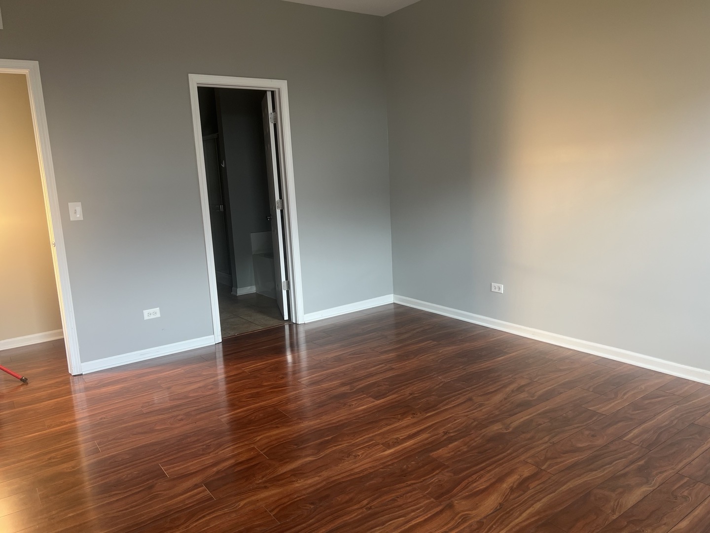 8225 Tremont Lane, Joliet, IL 60431