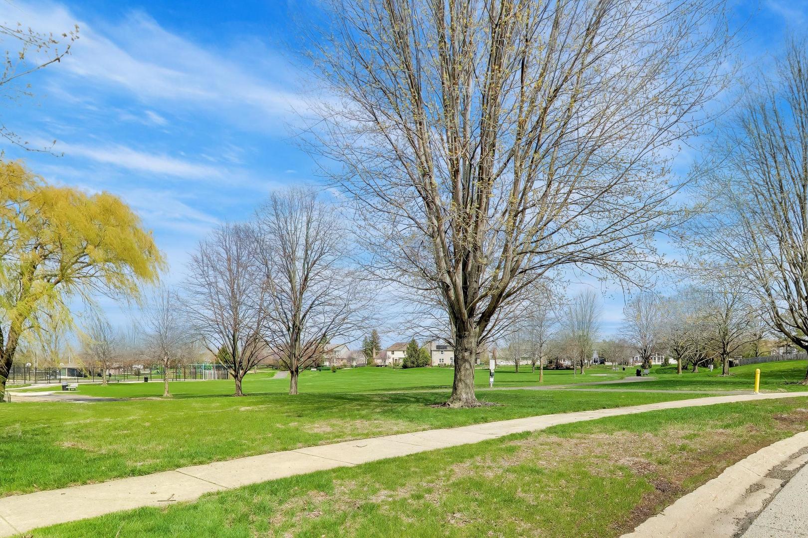 0N421 Winfield Scott Drive, Winfield, IL 60190