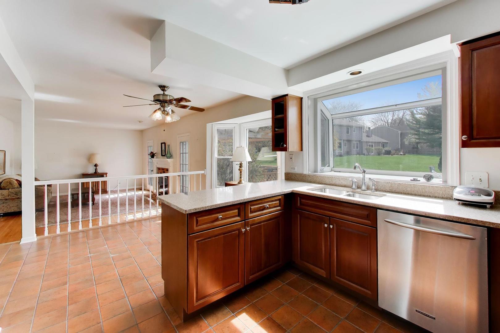 0N421 Winfield Scott Drive, Winfield, IL 60190