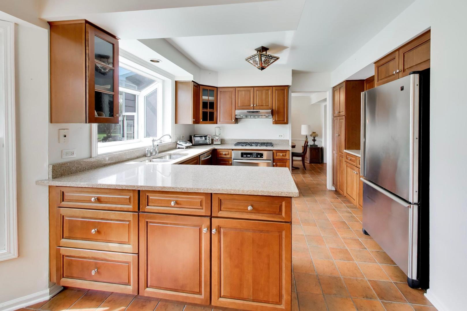 0N421 Winfield Scott Drive, Winfield, IL 60190