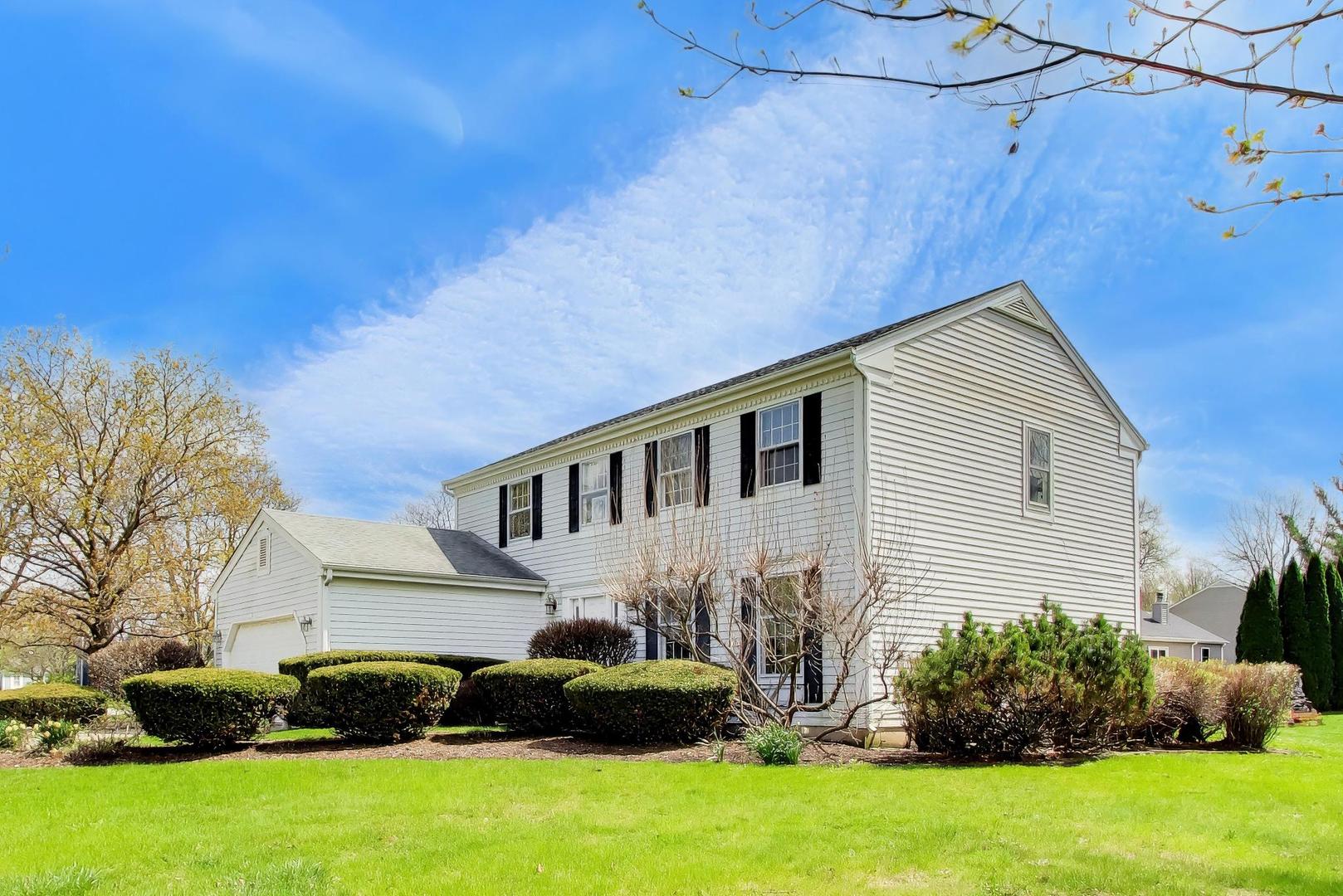 0N421 Winfield Scott Drive, Winfield, IL 60190