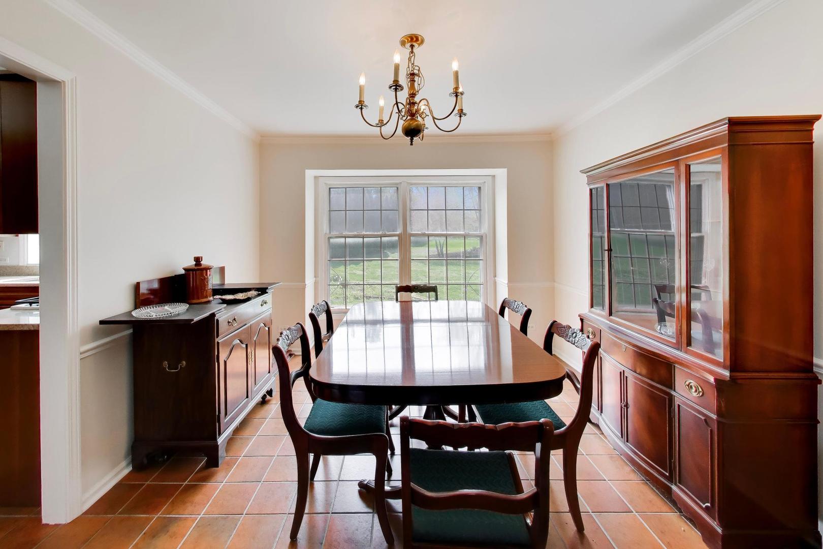 0N421 Winfield Scott Drive, Winfield, IL 60190