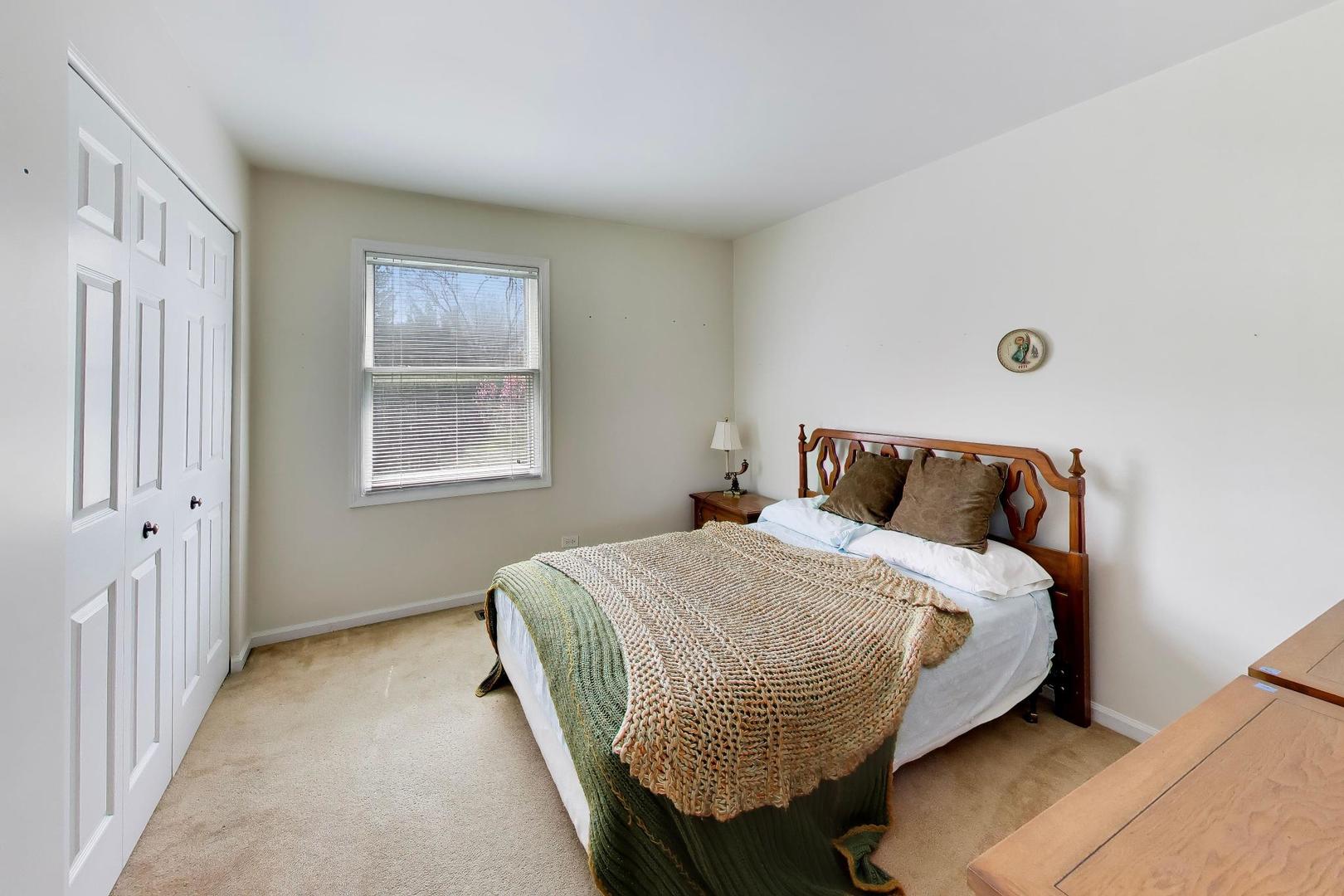 0N421 Winfield Scott Drive, Winfield, IL 60190