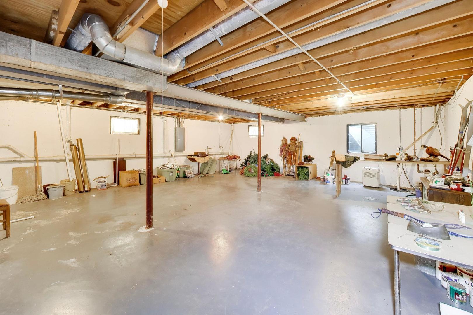 0N421 Winfield Scott Drive, Winfield, IL 60190