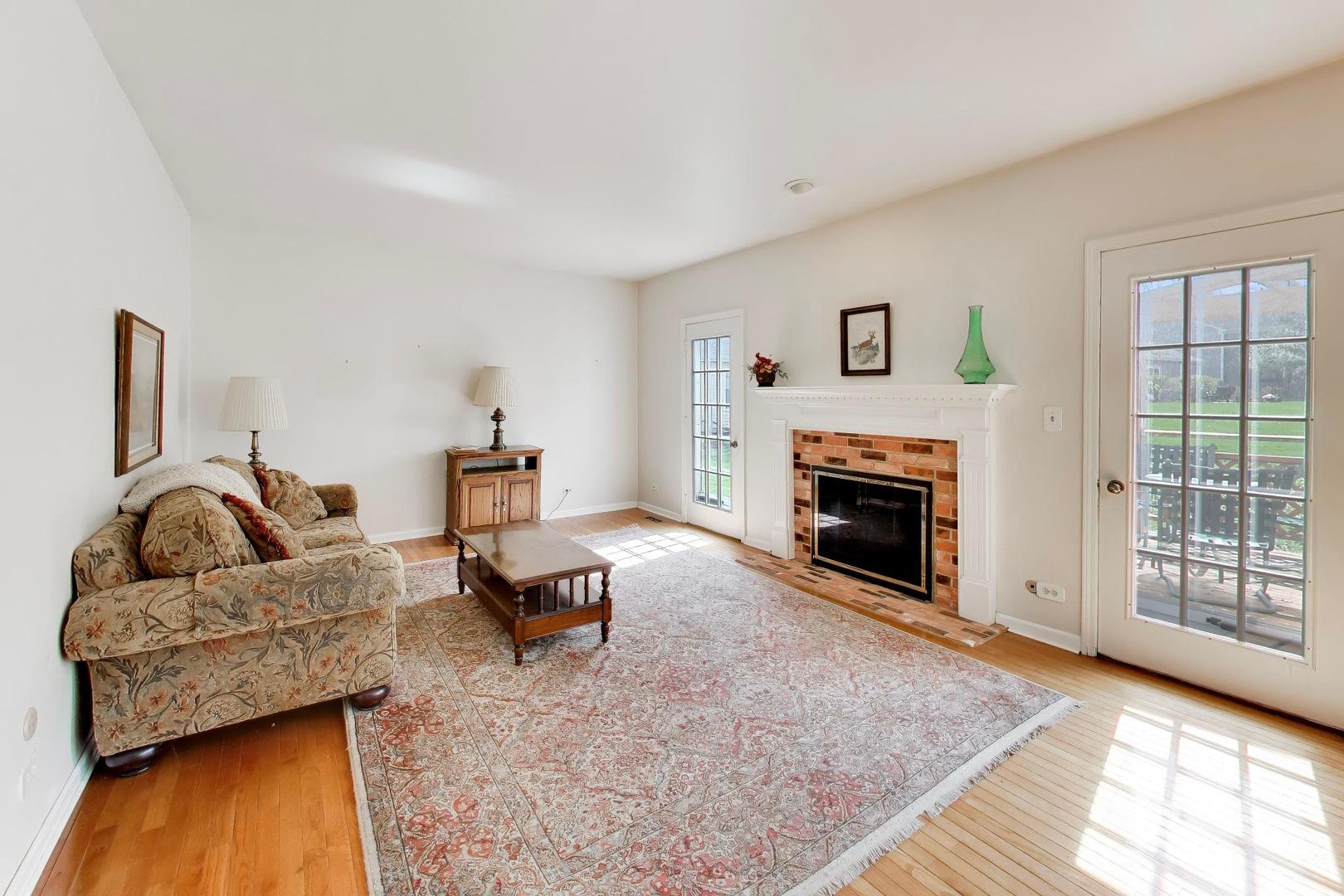 0N421 Winfield Scott Drive, Winfield, IL 60190