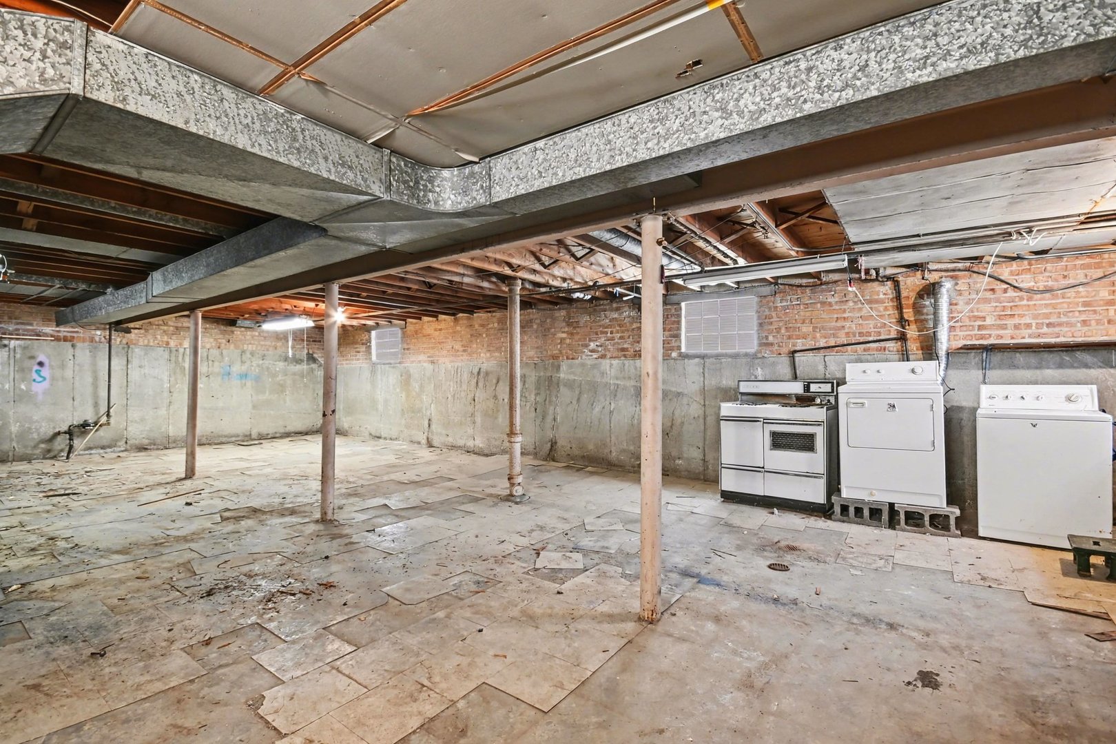 6634 W 64th Street, Chicago, IL 60638