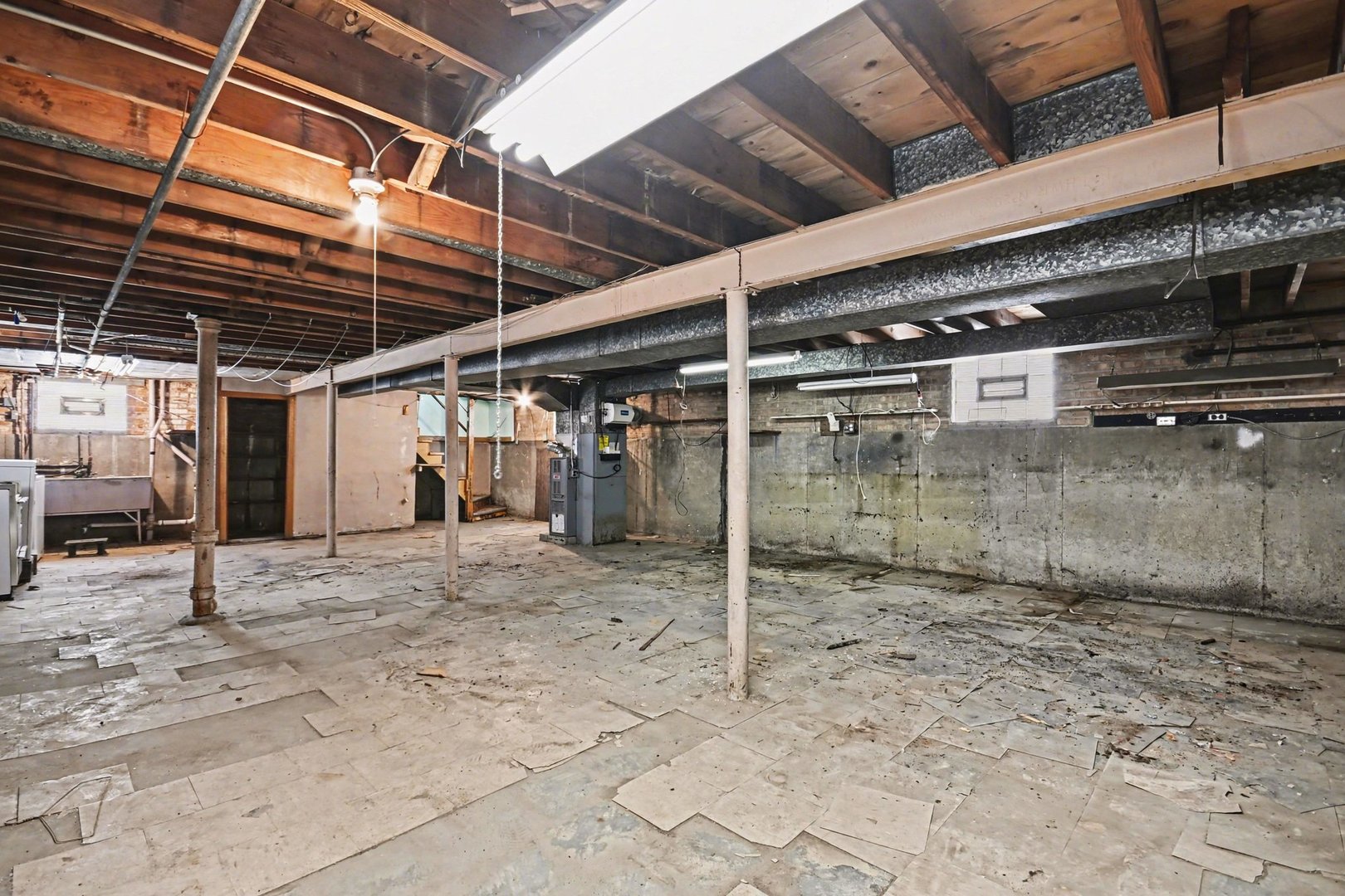 6634 W 64th Street, Chicago, IL 60638