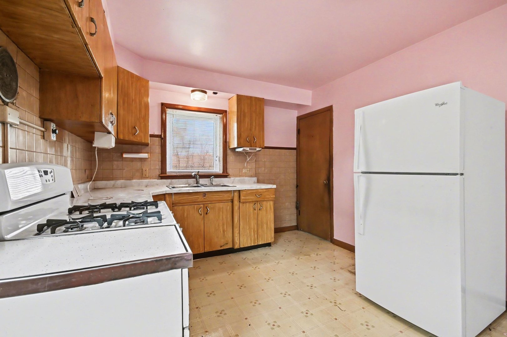 6634 W 64th Street, Chicago, IL 60638