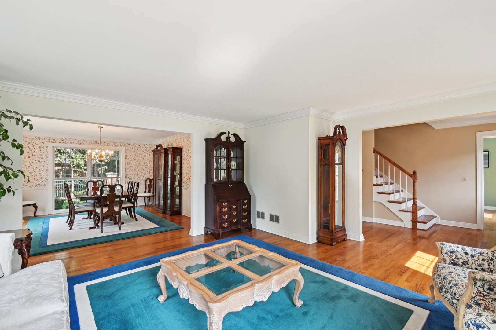 432 Whitney Drive, Barrington, IL 60010