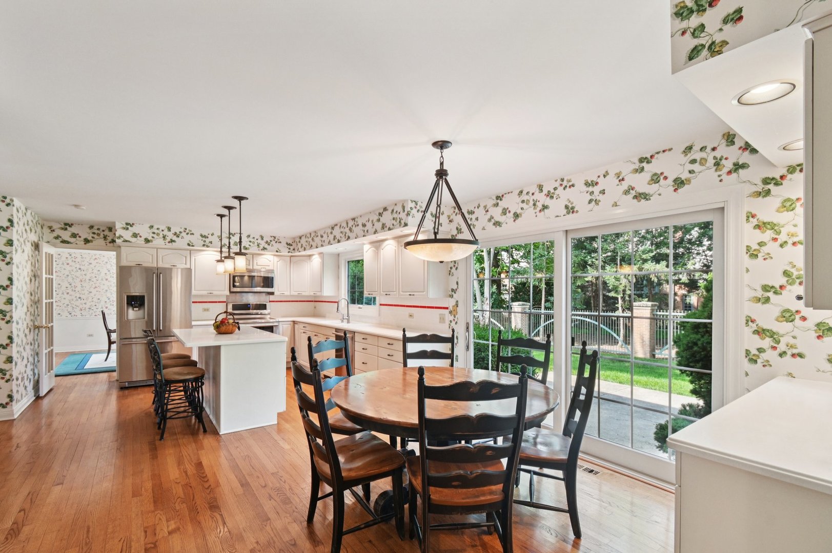 432 Whitney Drive, Barrington, IL 60010