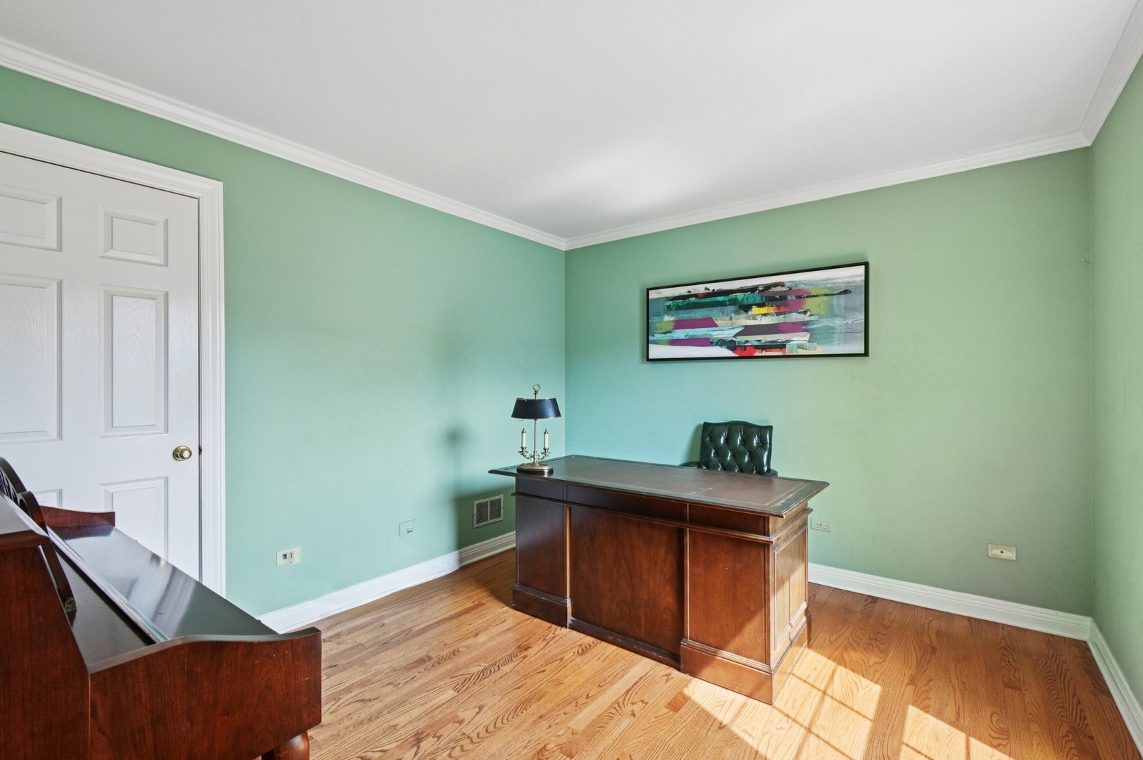 432 Whitney Drive, Barrington, IL 60010