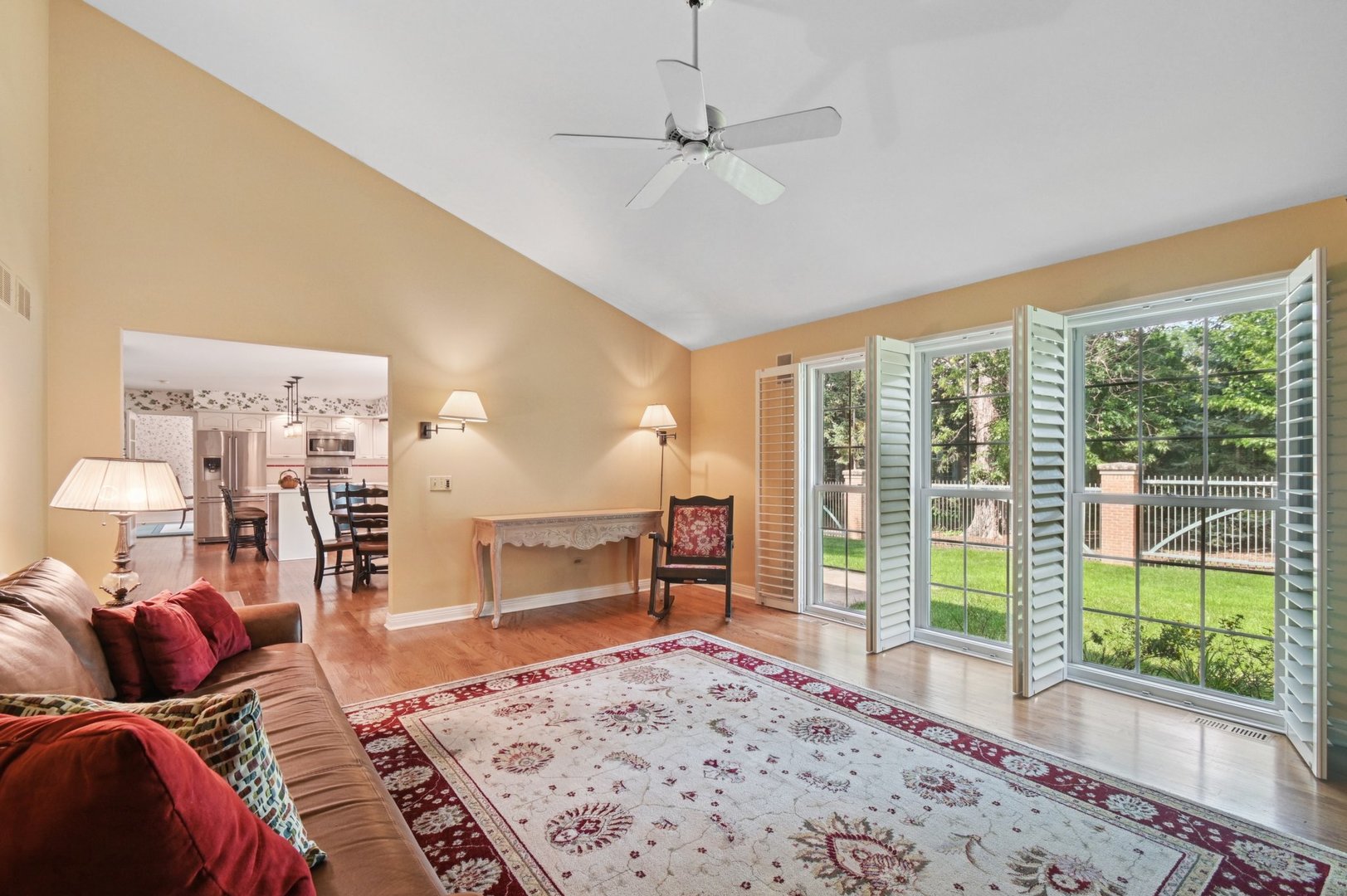 432 Whitney Drive, Barrington, IL 60010