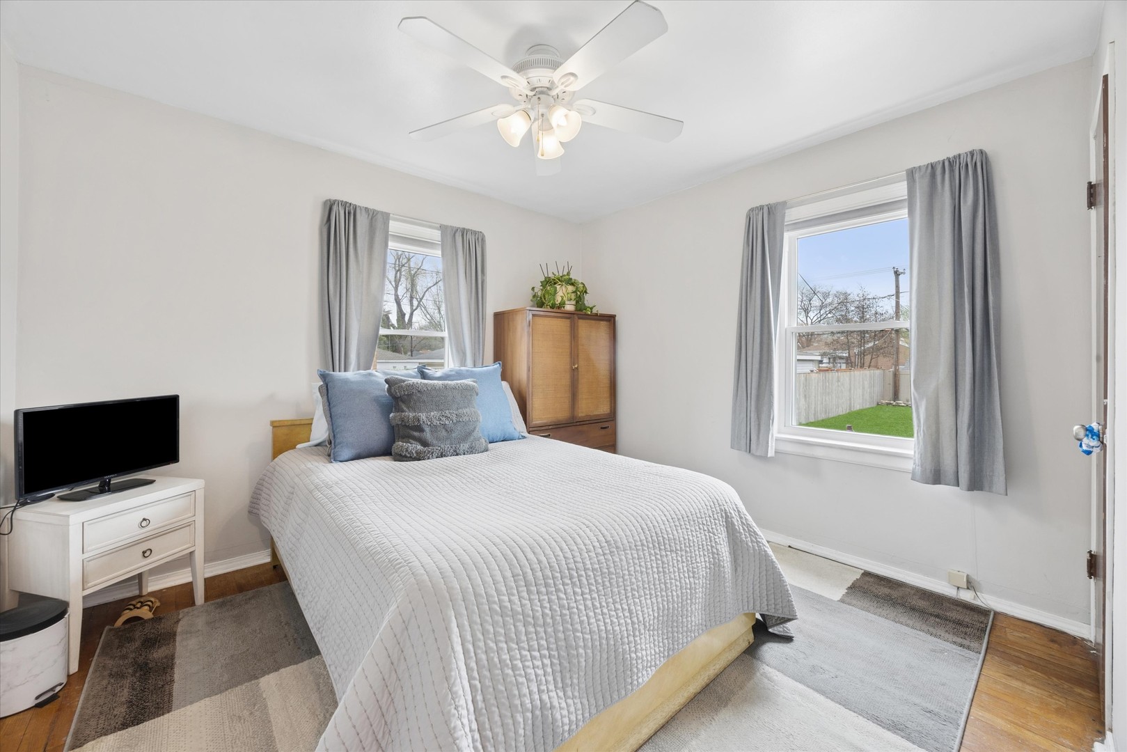 1511 Kemman Avenue, La Grange Park, IL 60526