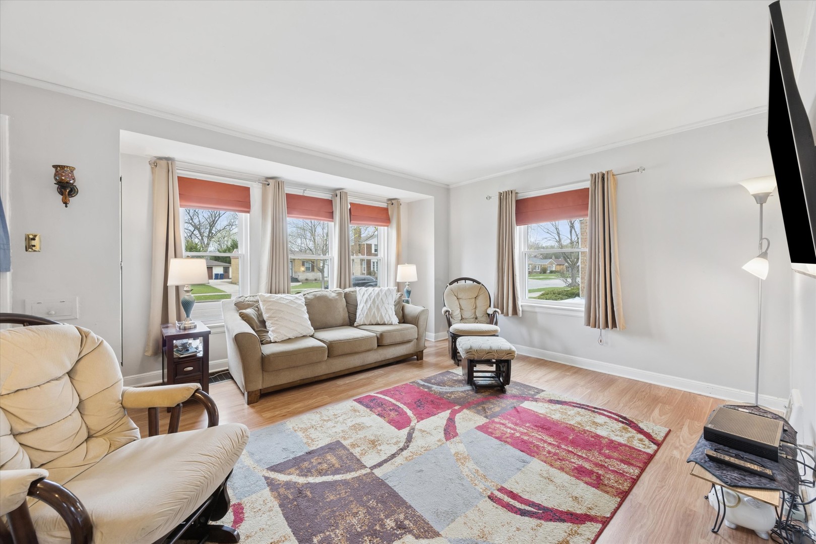 1511 Kemman Avenue, La Grange Park, IL 60526