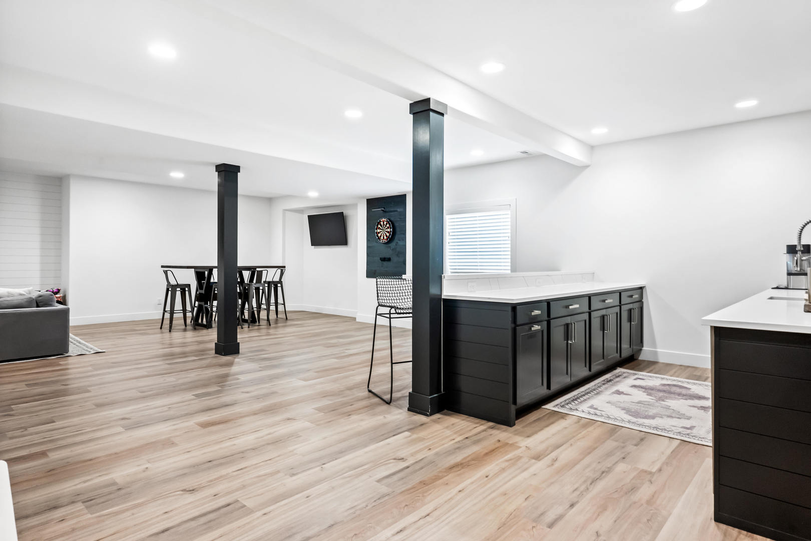 2213 Tyler Trail, Bloomington, IL 61704