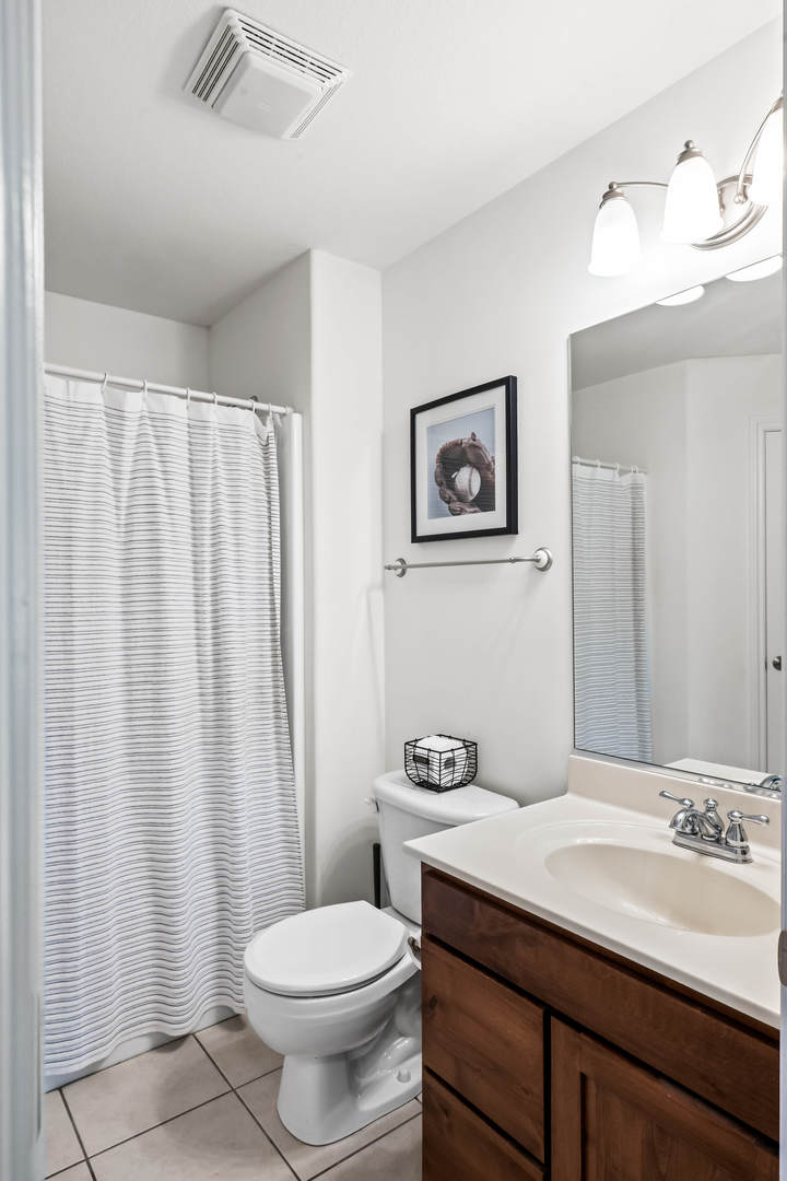 2213 Tyler Trail, Bloomington, IL 61704