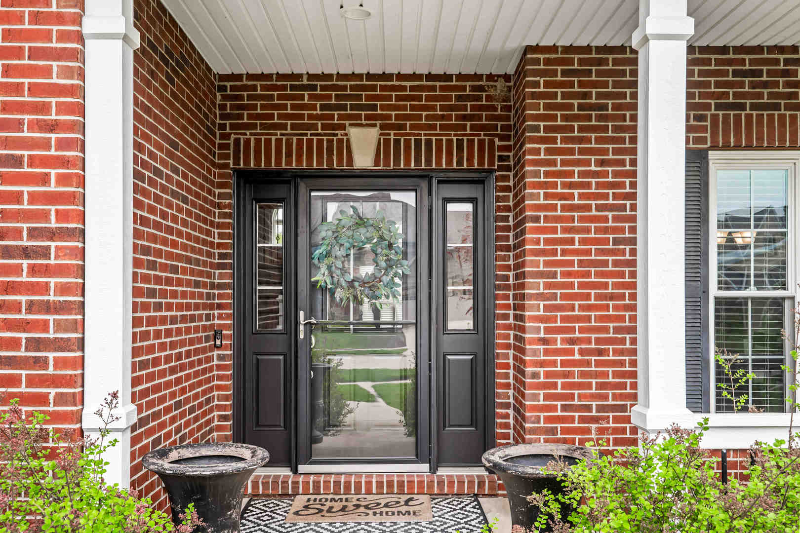 2213 Tyler Trail, Bloomington, IL 61704