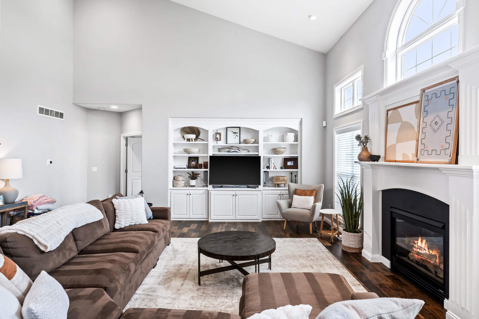 2213 Tyler Trail, Bloomington, IL 61704