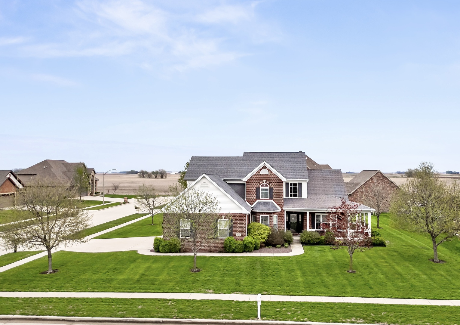 2213 Tyler Trail, Bloomington, IL 61704