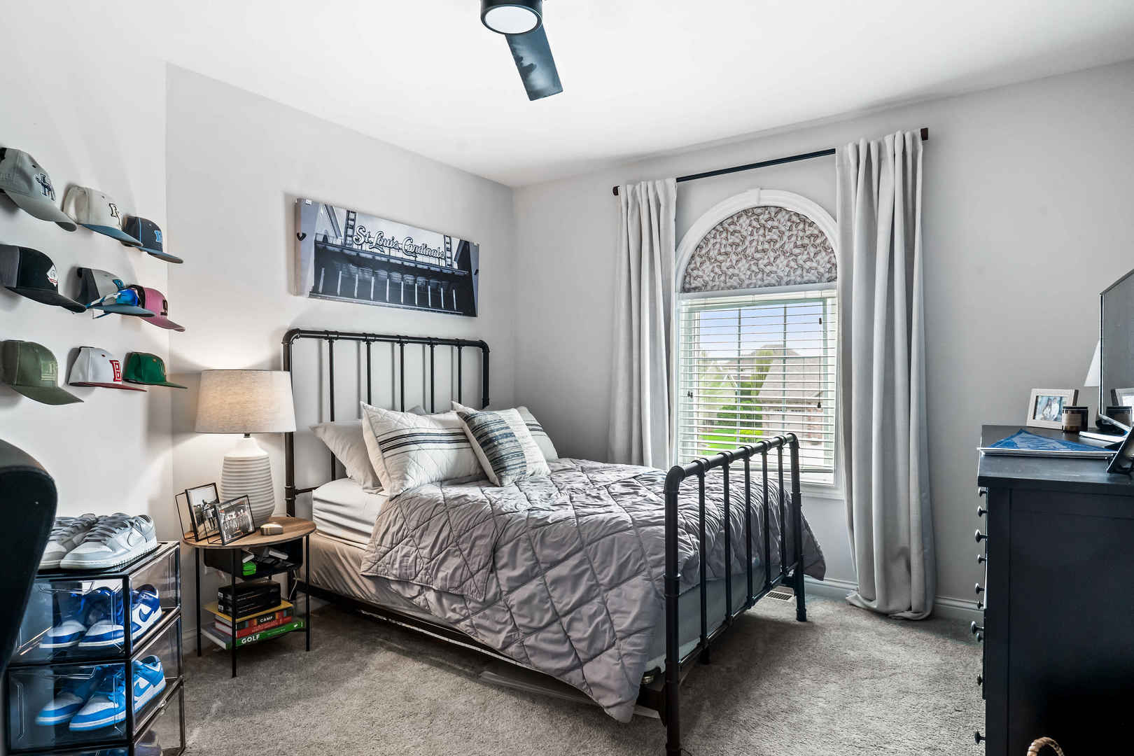 2213 Tyler Trail, Bloomington, IL 61704