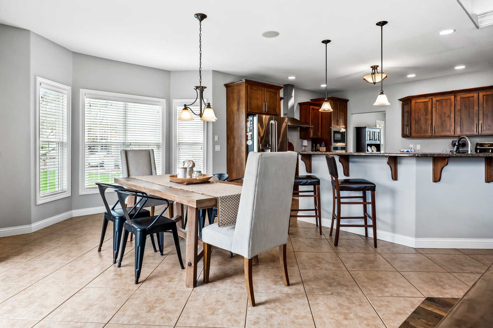 2213 Tyler Trail, Bloomington, IL 61704