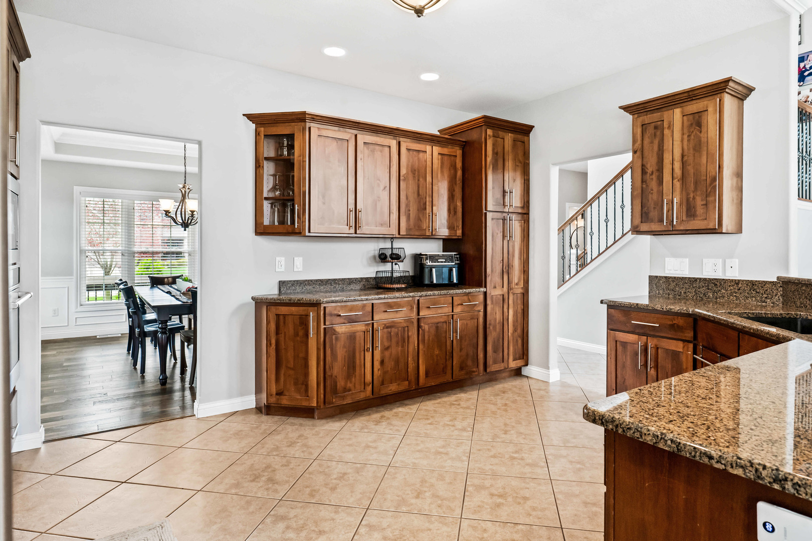 2213 Tyler Trail, Bloomington, IL 61704