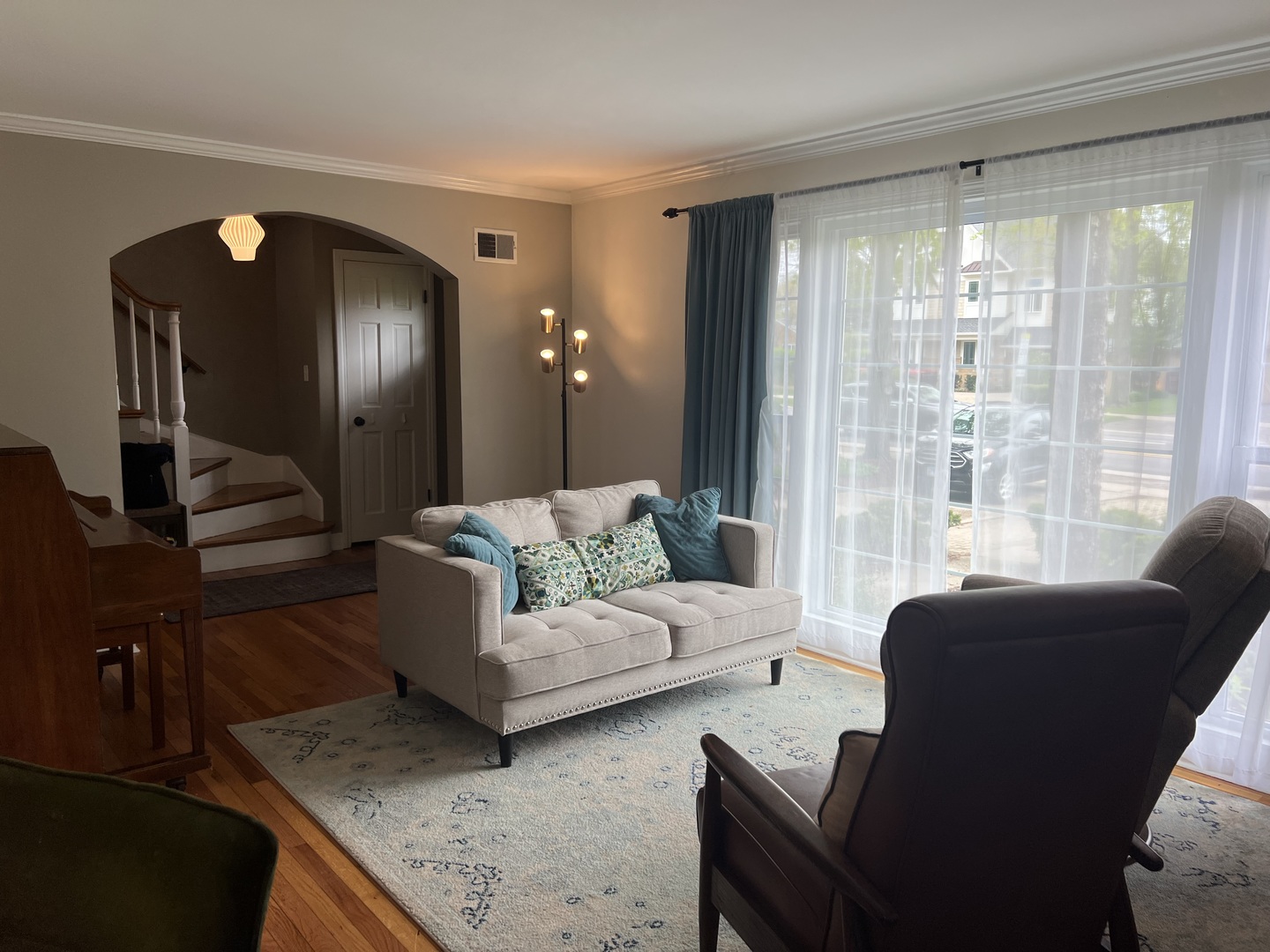 4716 Wolf Road, Western Springs, IL 60558