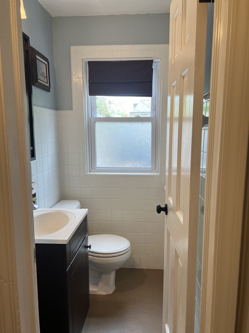 4716 Wolf Road, Western Springs, IL 60558