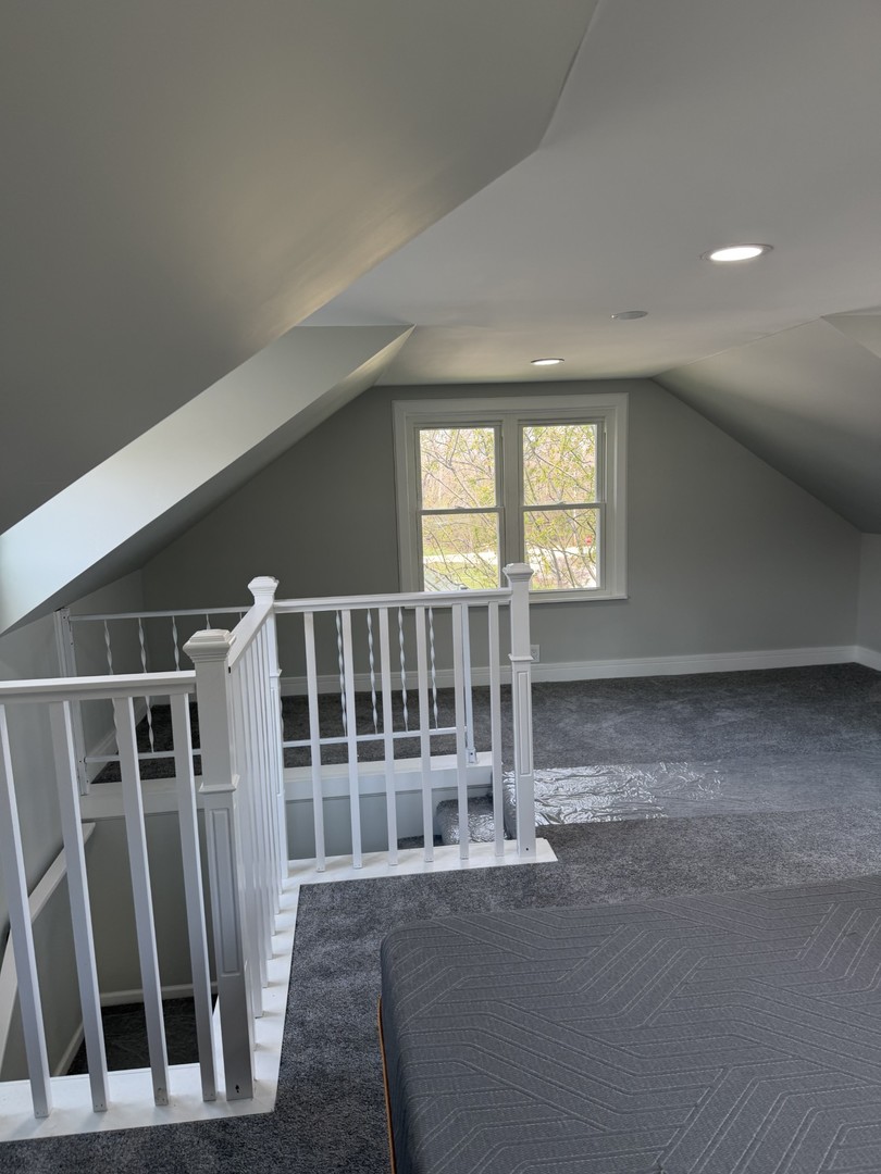 105 N Pearl Street, Willow Springs, IL 60480