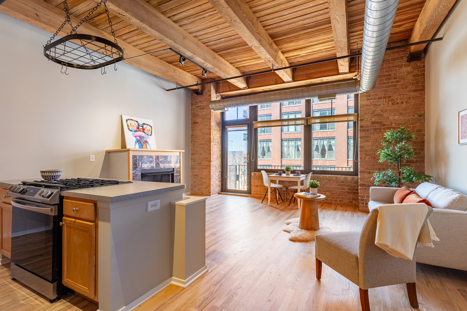 625 W Jackson Boulevard #402, Chicago, IL 60661