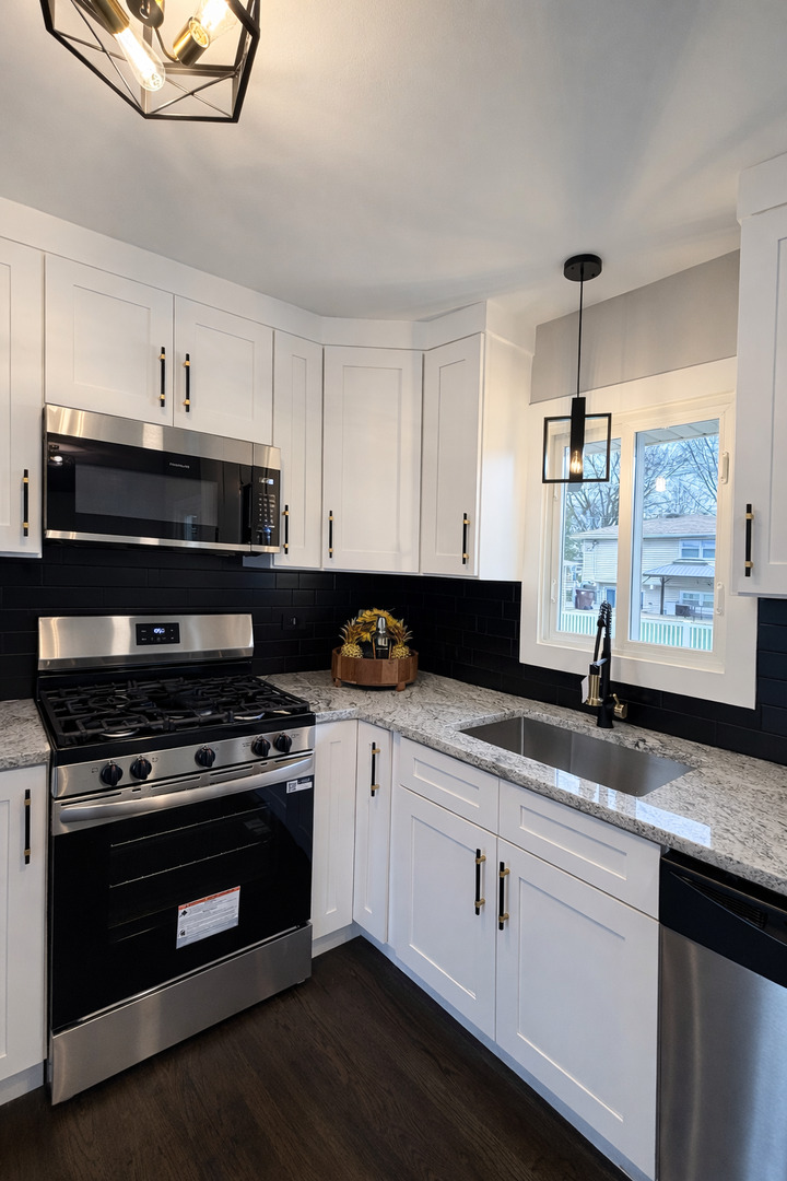 16755 Oleander Avenue, Tinley Park, IL 60477