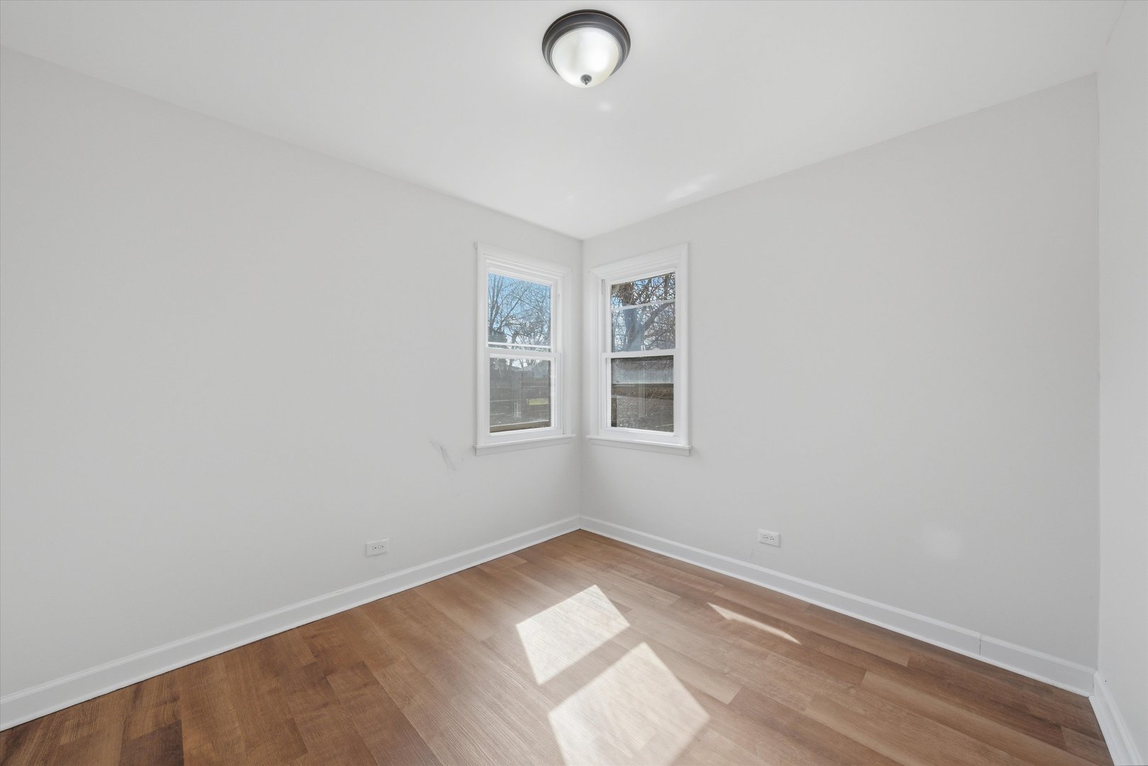 16608 Sawyer Avenue, Markham, IL 60428