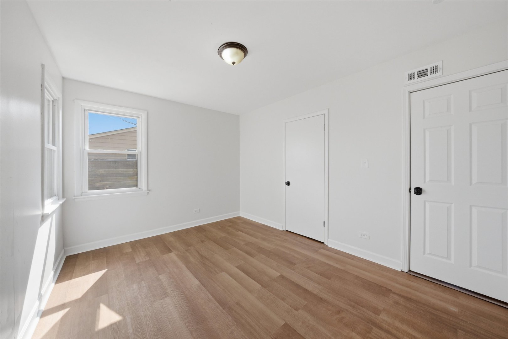 16608 Sawyer Avenue, Markham, IL 60428