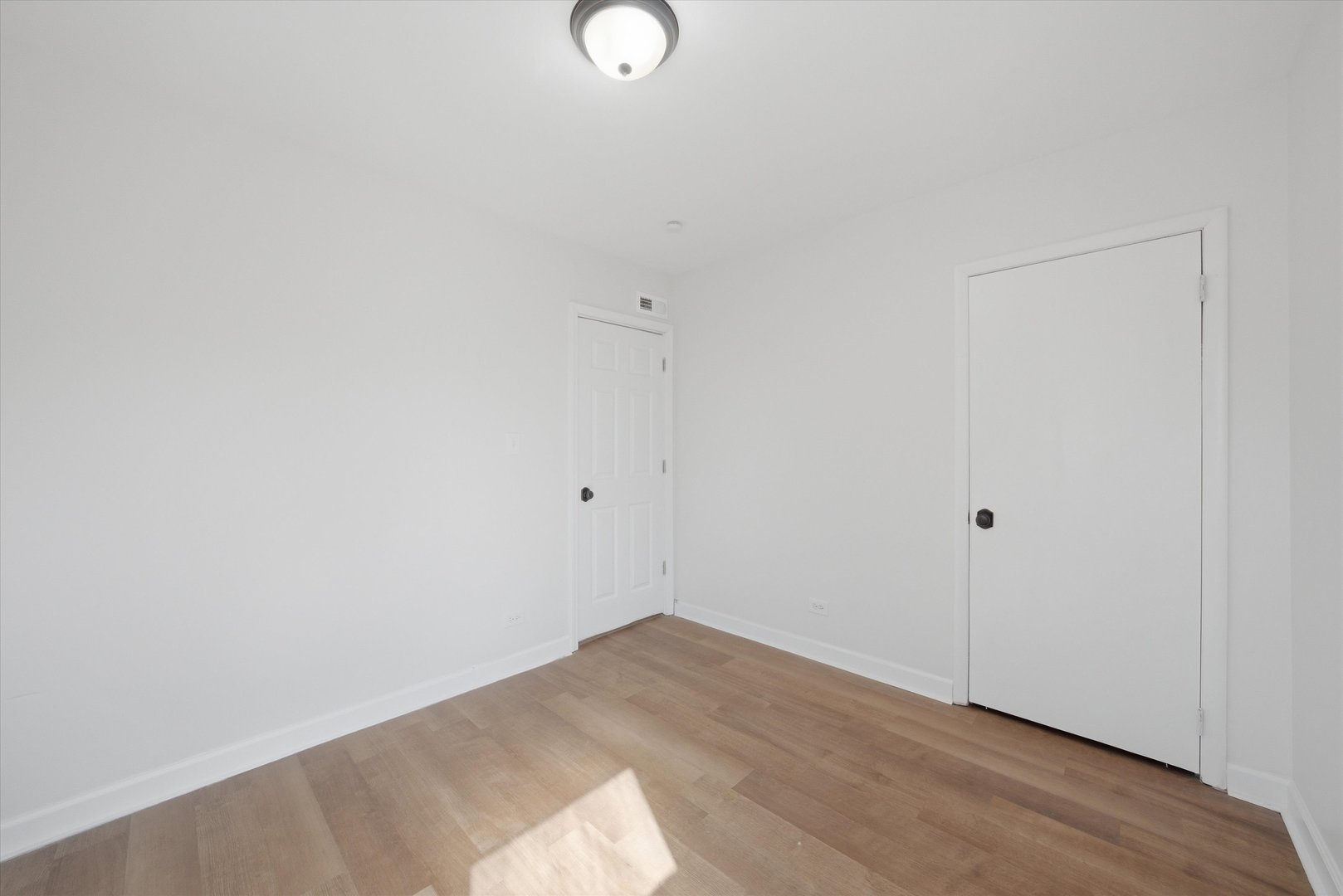 16608 Sawyer Avenue, Markham, IL 60428