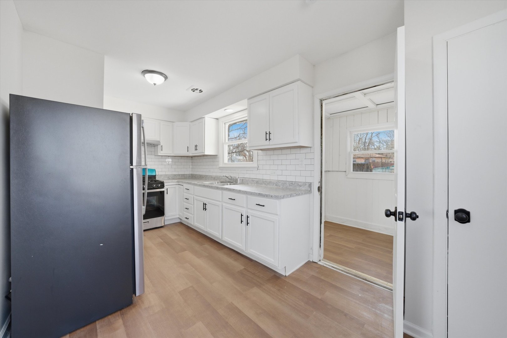 16608 Sawyer Avenue, Markham, IL 60428