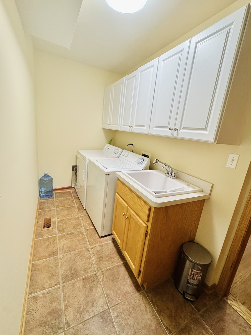 19245 Tramore Lane, Mokena, IL 60448