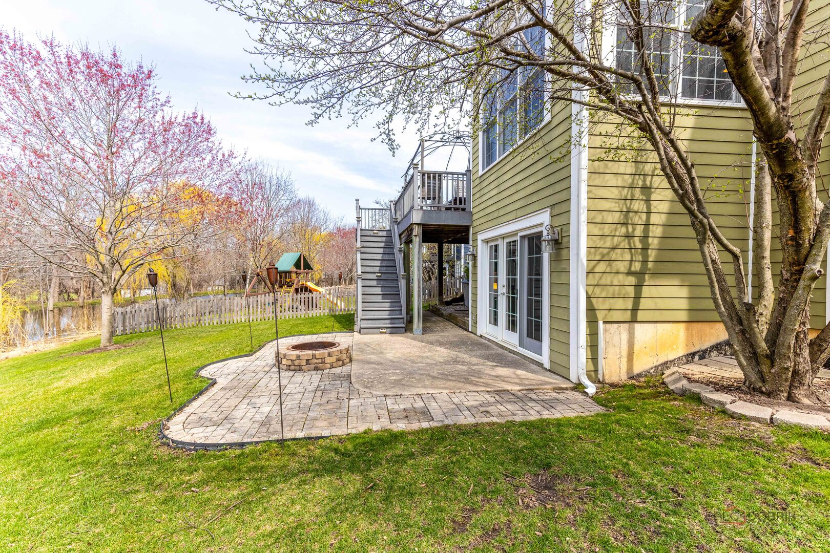 231 Cater Lane, Libertyville, IL 60048