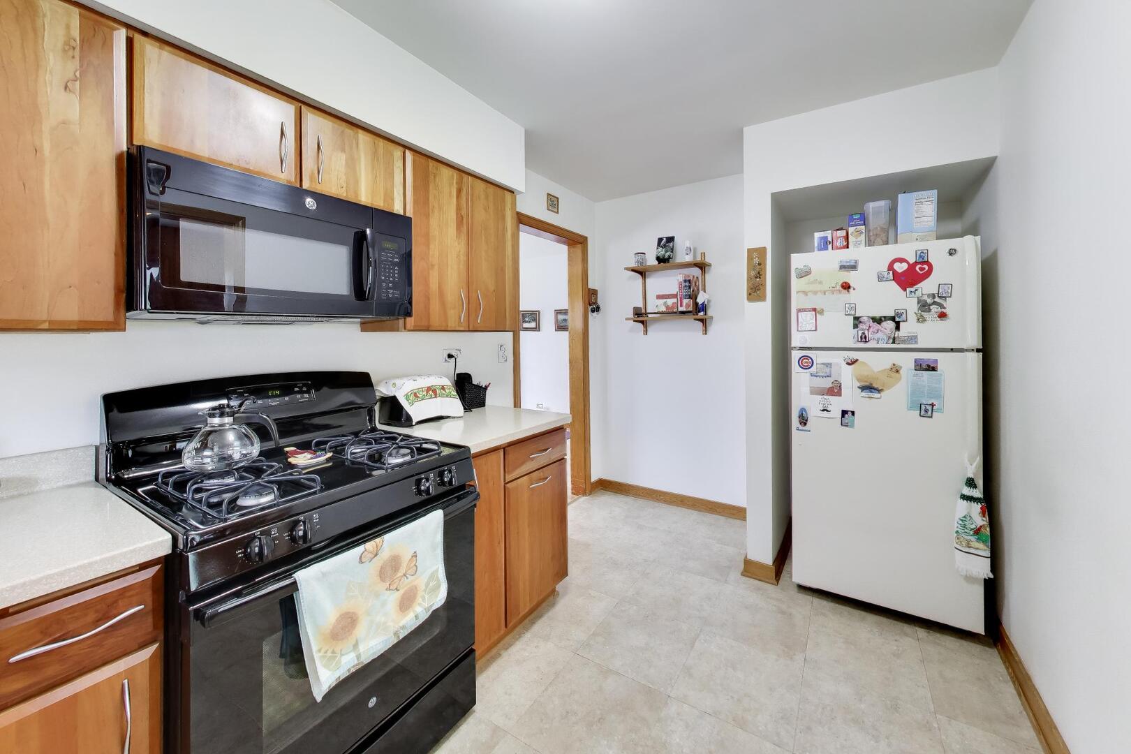 311 Elm Street, Glen Ellyn, IL 60137