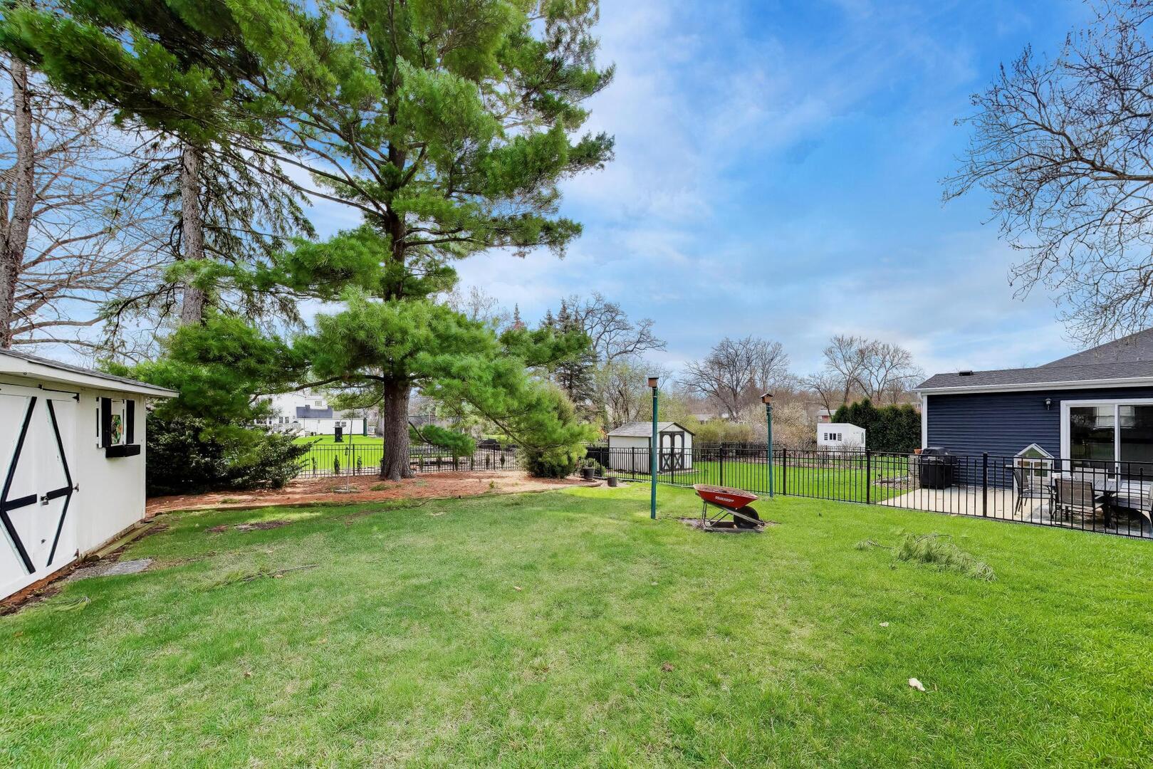 311 Elm Street, Glen Ellyn, IL 60137