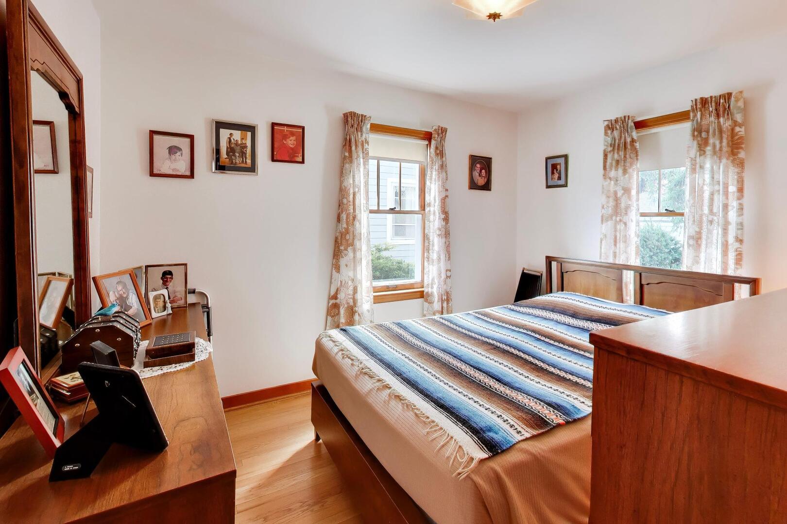 311 Elm Street, Glen Ellyn, IL 60137