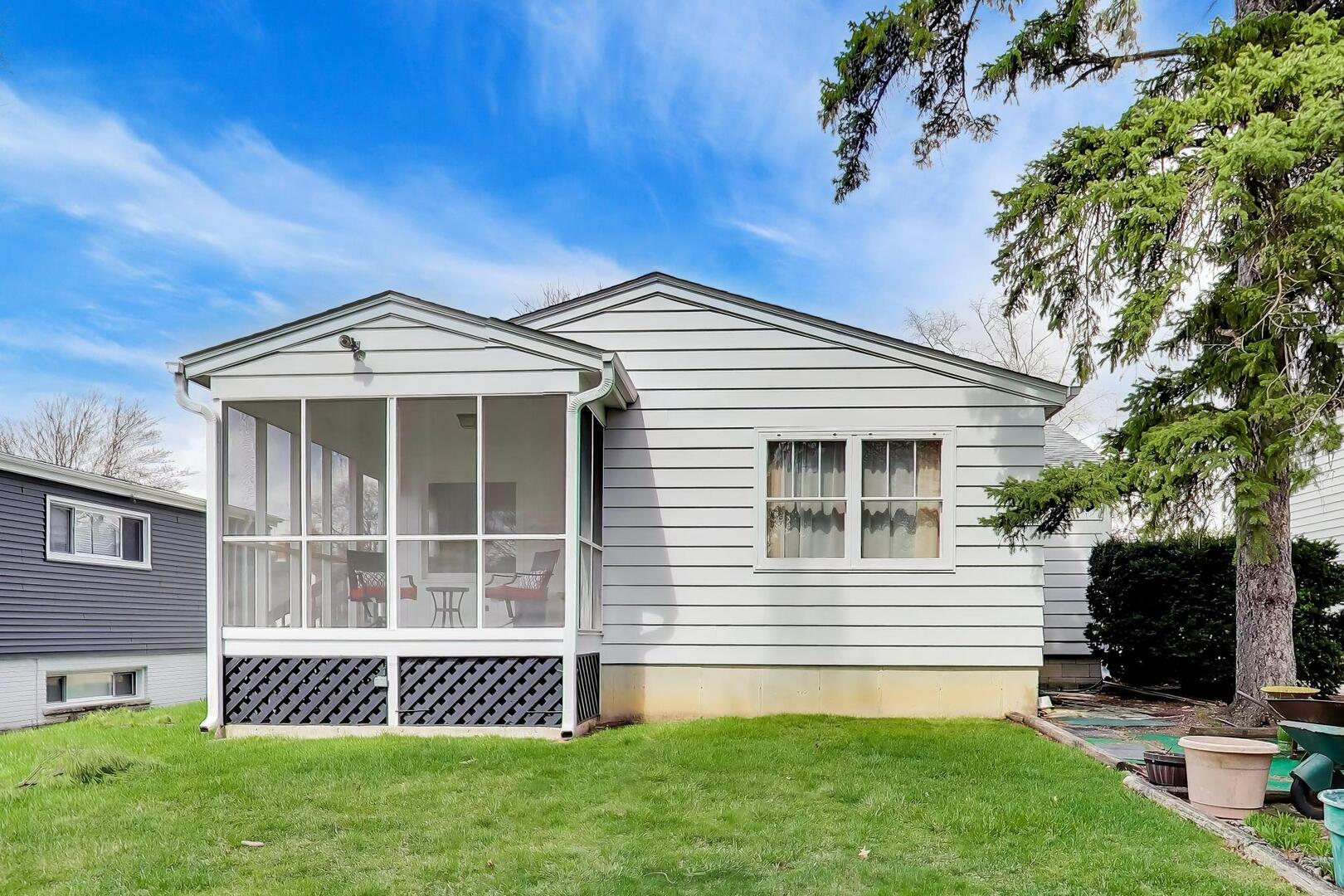 311 Elm Street, Glen Ellyn, IL 60137