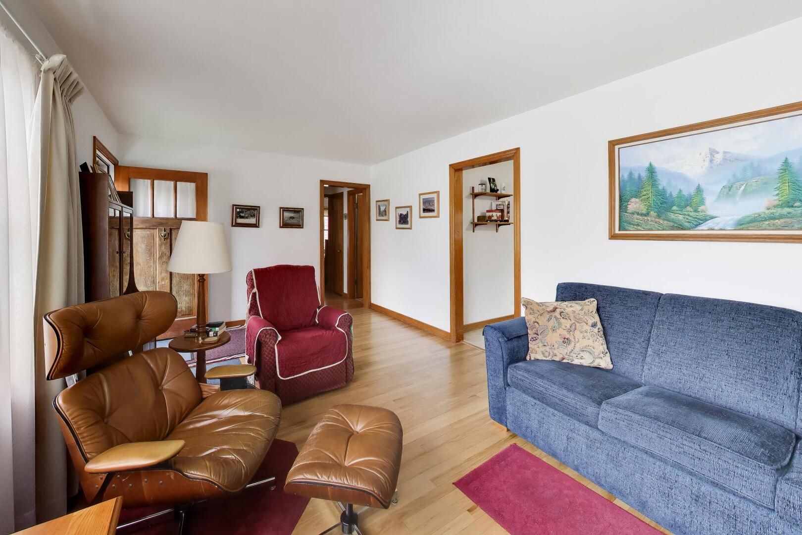 311 Elm Street, Glen Ellyn, IL 60137