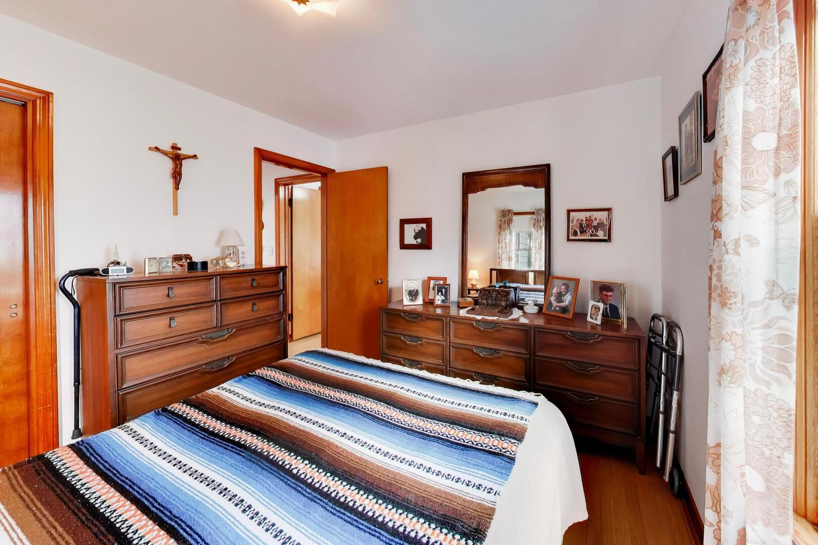 311 Elm Street, Glen Ellyn, IL 60137