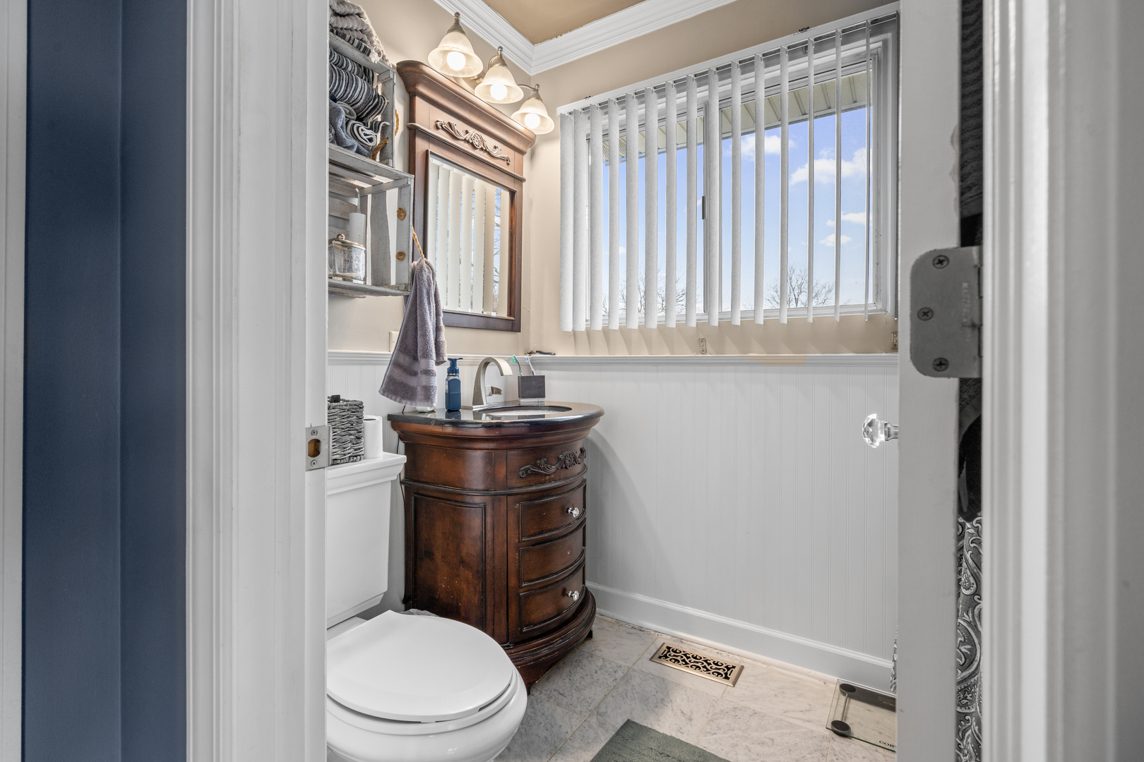 340 Stonehurst Lane, Roselle, IL 60172