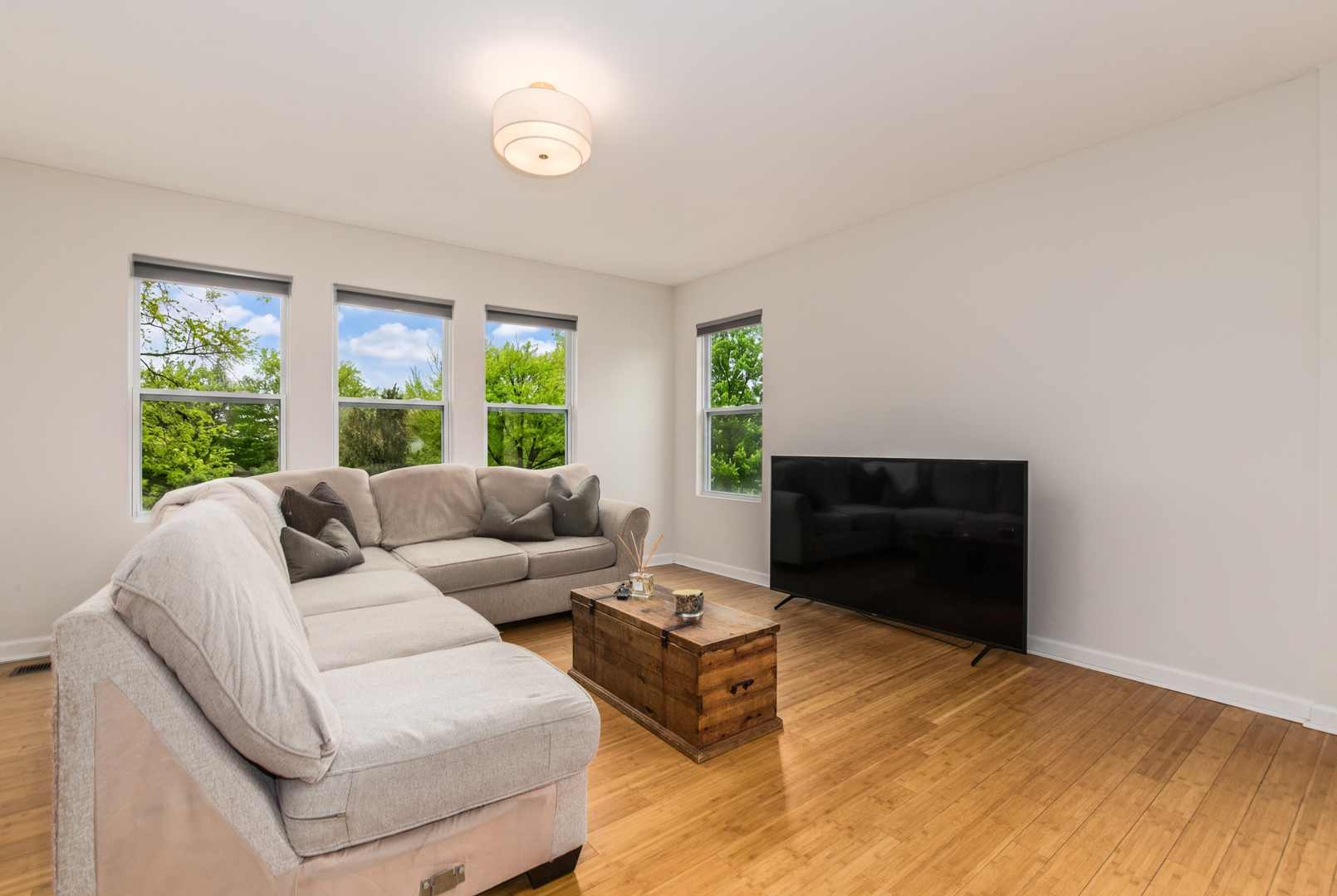 2415 Maple Avenue, Downers Grove, IL 60515