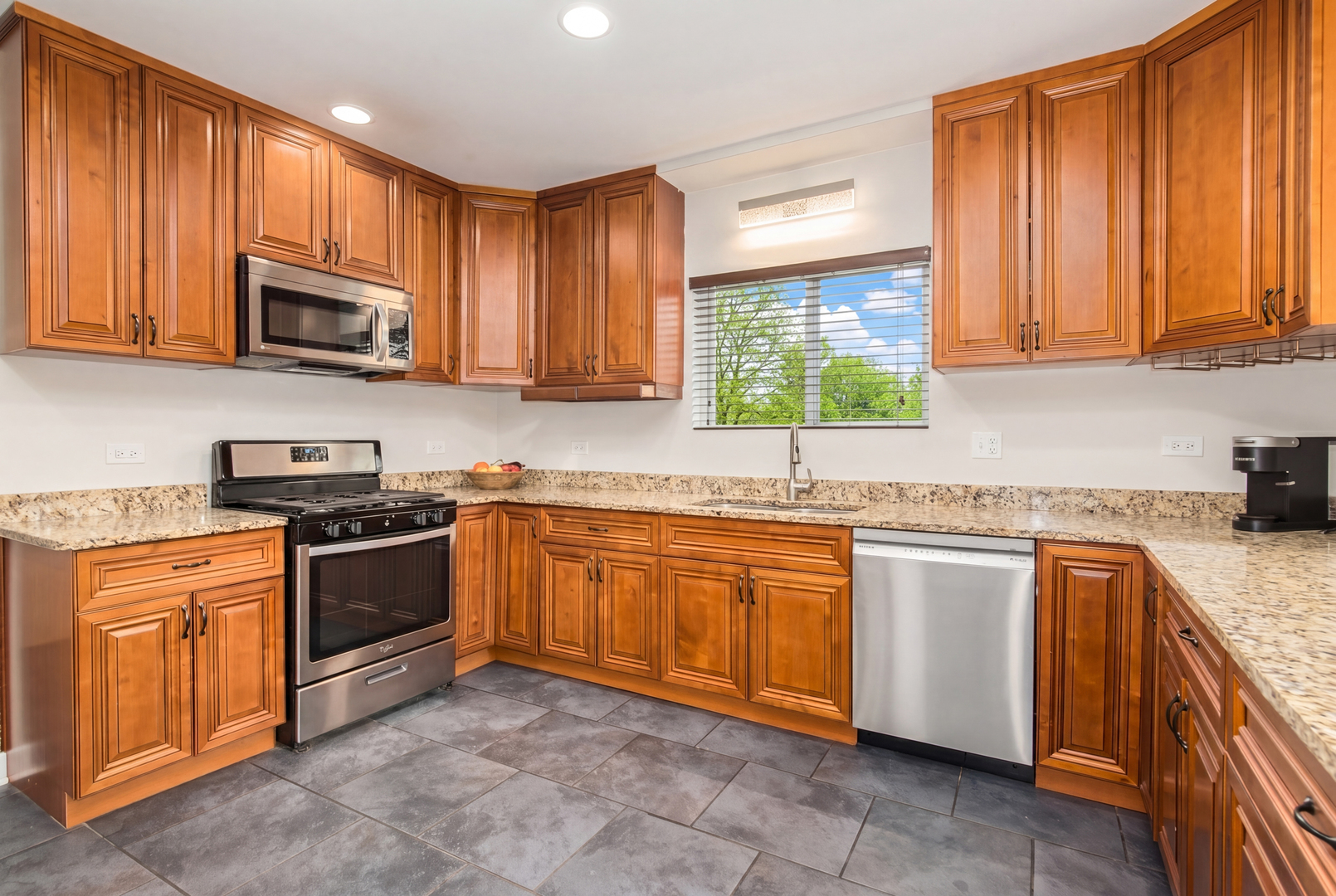 2415 Maple Avenue, Downers Grove, IL 60515